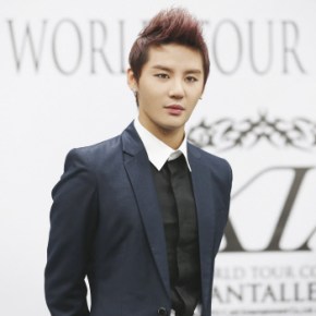 [NEWS] 120831 Junsu – Conférence de presse à New-York “Je peux déjà voir une leur d&rsquo;espoir et d&rsquo;avenir.”