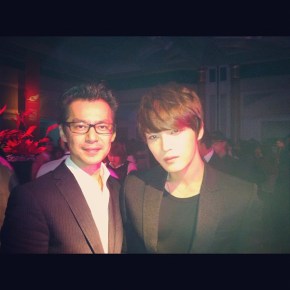 [PIC] 121006 twitter : Jaejoong en photo avec John&nbsp;Lee