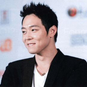 [PIC] ASTA MAG – Numéro d&rsquo;Octobre 2012 Vol.06 – Park&nbsp;Yoochun