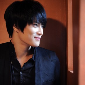 [TRANS] 121114 Kim Jaejoong: “Mon tour de taille est de 70 cm, mais je peux la gonfler jusqu&rsquo;à&nbsp;89cm.”