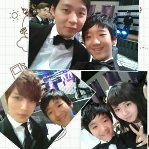 [PIC] 121231 Yoochun et Jaejoong sur le twitter de Anh&nbsp;Dokyu