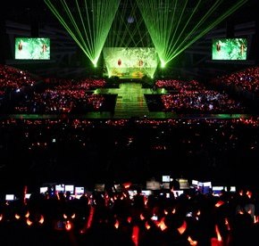 [PIC + TRAD] 130121 TVXQ Facebook – Catch Me Tour à Hong&nbsp;Kong