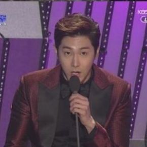 [News] 130214 Les TVXQ ont gagné le prix du meilleur album pour le 4ème trimestre de l&rsquo;année passée au &laquo;&nbsp;Gaon Chart K-Pop Awards&nbsp;&raquo;.