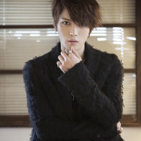 [TRAD] 130306 Une carrière solo impressionnante… Kim JaeJoong, l’homme ‘Sold Out’ est très demandé à&nbsp;l’étranger.