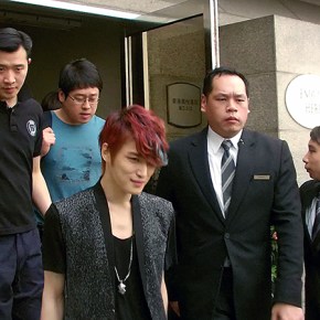 [PICS] 130324 JaeJoong après la conférence de presse à Hong&nbsp;Kong
