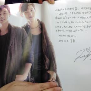 [PIC + TRAD] Tohoshinki Live tour 2013 &laquo;&nbsp;TIME&nbsp;&raquo; – Messages de Yunho et Changmin dans le&nbsp;pamphlet