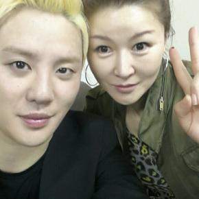 [PICS + TRAD] 130404 Les coulisses du concert de JYJ au Tokyo Dome – JaeJoong et sa famille,&nbsp;JunSu