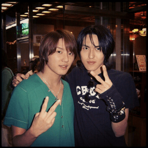 [PIC] 130502 Steven Lee tweete une vieille photo avec&nbsp;Junsu