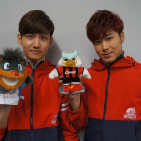 [PIC] 130505 Tohoshinki Sapporo Dome – Bigeast Staff&nbsp;Update