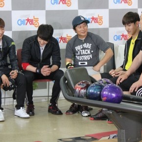 [PIC] 130513 Changmin – &laquo;&nbsp;Our Neighborhood’s Masters of Variety and Sports&nbsp;&raquo; Galerie