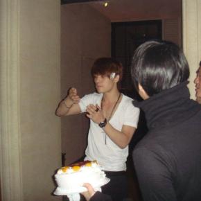 [PIC] 130527 Jaejoong sur le facebook de&nbsp;Fukutaro