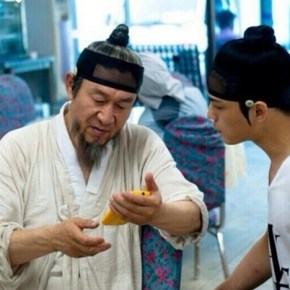 [TRAD] 130525 Kim Eungsoo (Le père de Kyung Tak) parle de&nbsp;Jaejoong