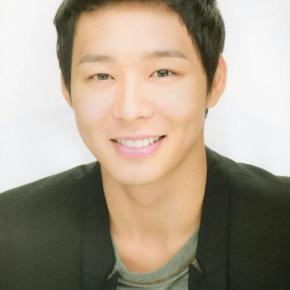 [TRAD] Interview de YuChun dans le guide touristique japonais Rooftop&nbsp;Prince