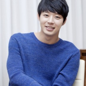 [NEWS] 130531 Se détacher d’un personnage de Kdrama – Han Jung Woo pour&nbsp;YooChun