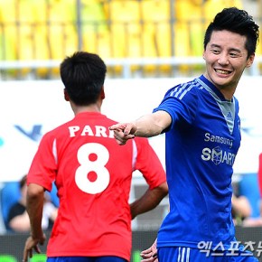 [PIC] 130817 Junsu – Match du FC&nbsp;Men