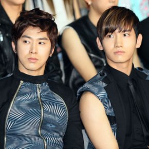[TRAD] 130822 Tohoshinki Mobilise 140 000 personnes, le boom de l&rsquo;Hallyu n&rsquo;est pas encore&nbsp;fini?