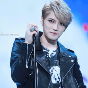 [HQ PICS] 131027 La performance de Kim JaeJoong pour le concert d’Arirang à la Maison Bleue – Partie&nbsp;3