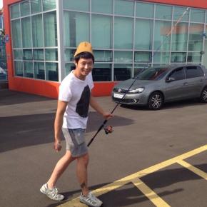 [PIC] 131006 JYJ LINE – Yoochun le&nbsp;pêcheur