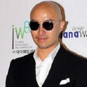 [NEWS] 131019 Hong Seok Cheon, « Une victime de la mode représentative du monde des célébrités ? Kim JaeJoong de JYJ&nbsp;»
