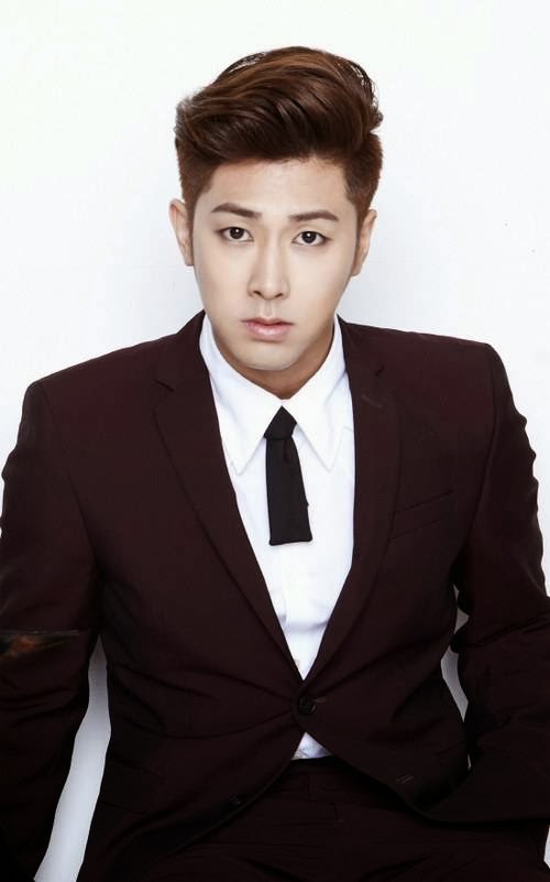 TVXQ-Yunho_1380582946_af_org