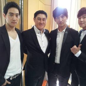 [PIC] 131012 TVXQ au mariage de leur&nbsp;manager