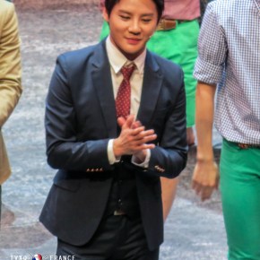 [PIC + FANCAM HQ] 131225 Junsu – Musical &laquo;&nbsp;December&nbsp;&raquo; Curtain Call // tombé de rideau (TVXQ&nbsp;France)