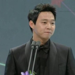 [VID] 131231 Yoochun présentateur aux SBS Drama&nbsp;Awards