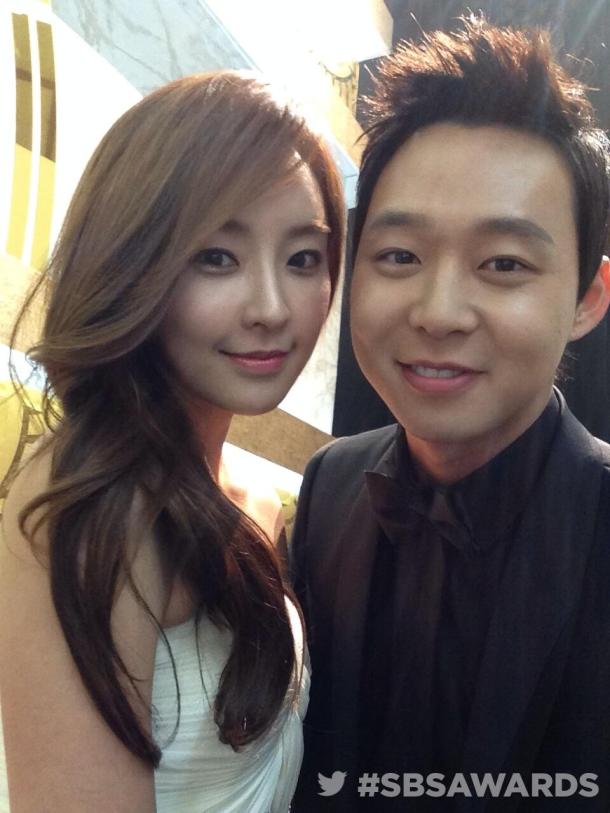 Bc0fFBMCMAIW7RD.jpg large