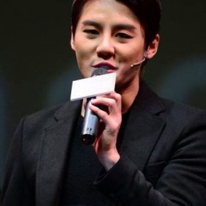 [NEWS] 131220 Kim Junsu trouve que les rires du public de &lsquo;December&rsquo; de plus de 50 ans sont&nbsp;intéressants