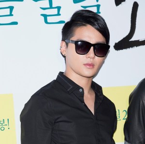 [NEWS] 131228 Junsu eu droit à une acclamation pour la première représentation de 'December'