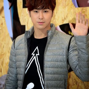 [PICS] 140123 Yunho s&rsquo;est rendu au lancement de la nouvelle collection de la marque &lsquo;Kolon&nbsp;Sport&rsquo;