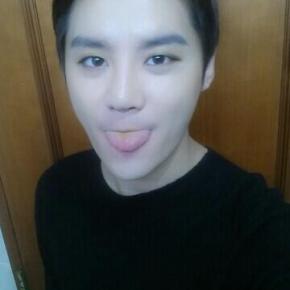[TRAD+PIC] 140123 Twitter de&nbsp;Junsu