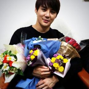 [PIC+TRAD] 140225 Twitter de&nbsp;Junsu