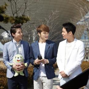[PIC] 140310 JYJ OFFICIAL : JYJ sur le lieu de tournage de la pub pour les &lsquo;Jeux Asiatiques d&rsquo;Incheon&nbsp;2014&rsquo;