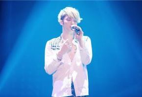 [NEWS] 140320 Kim Jaejoong “colorera” la finale du Wapop K-Dream&nbsp;Concert