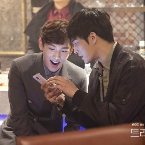 [PIC] 140429 Jaejoong – Galerie photo de &laquo;&nbsp;Triangle&nbsp;&raquo;