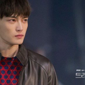 [PIC] 140418 Jaejoong : gallerie photo de &lsquo;Triangle&rsquo;