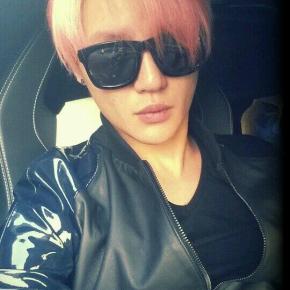 [PIC+TRAD] 140507 Twitter de&nbsp;Junsu
