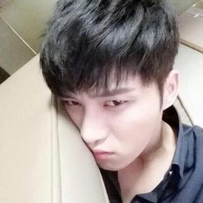 [TRAD+PIC] 140525 Tony Hong tweete à propos de&nbsp;Jaejoong