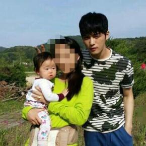 [PIC] 140517 Jaejoong sur le tournage de Triangle avec une&nbsp;fan