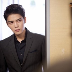 [PIC] 140625~26 Jaejoong – Galerie photo &laquo;&nbsp;Triangle&nbsp;&raquo;