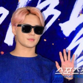 [PIC] 140602 Junsu à la première VIP de ‘High&nbsp;Heels’