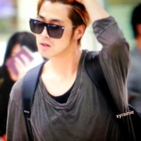 [PIC] 140623 Yunho à l&rsquo;aéroport de Gimpo, de retour en&nbsp;Corée