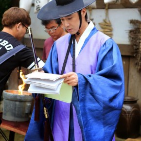 [PIC] 140820 Yunho – Gallerie de ‘Night Watchman’s&nbsp;Journal’