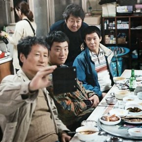 [PIC] 140818 Yoochun sur le twitter de l&rsquo;acteur Moon&nbsp;Sung-Keun