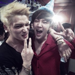 [TRAD] 140805 Jaejoong à la fête d&rsquo;anniversaire de Jang Geun&nbsp;Suk