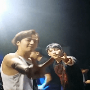 [VID] 140801 Jaejoong et Jang Geunseok au club&nbsp;OCTAGON