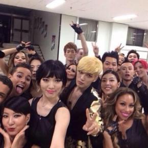[PIC] 140809 JYJ – Coulisses du concert à Séoul avec les danseurs et autres&nbsp;célébrités