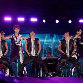 [PIC] 140831 SMTOWN NOW : Tohoshinki au&nbsp;A-Nation