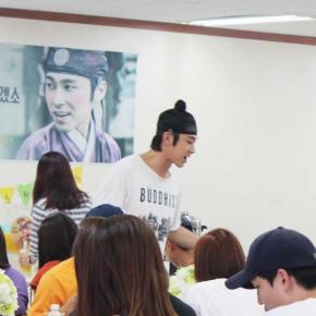 [PIC] 140810 Yunho – Soutien des fans pour son&nbsp;drama